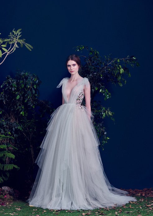 quanto custa um vestido de noiva colorido sob medida