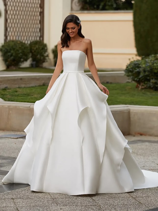vestido de noiva simples e elegante para casamento civil