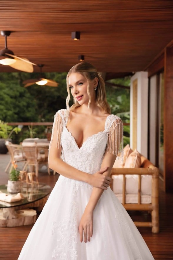 vestido de noiva simples e elegante longo