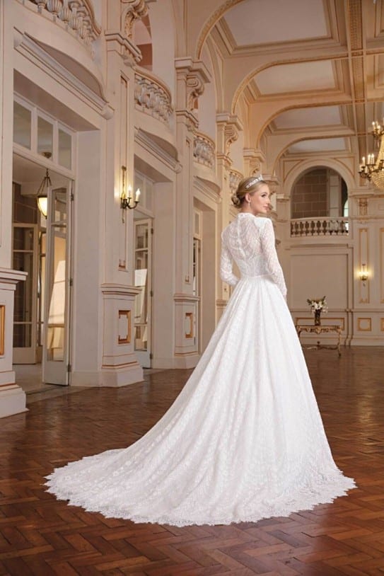 vestido de noiva simples e elegante off white