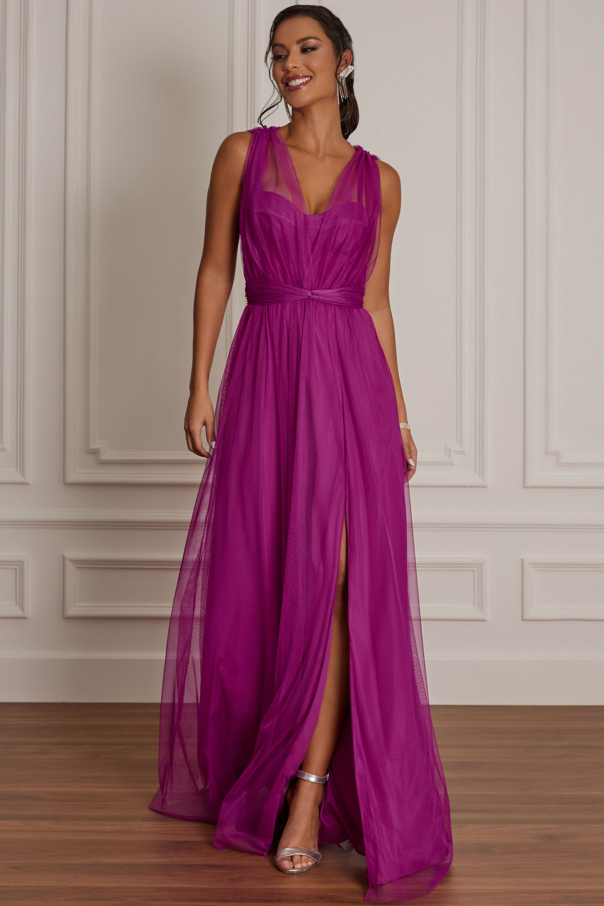 vestido fucsia curto