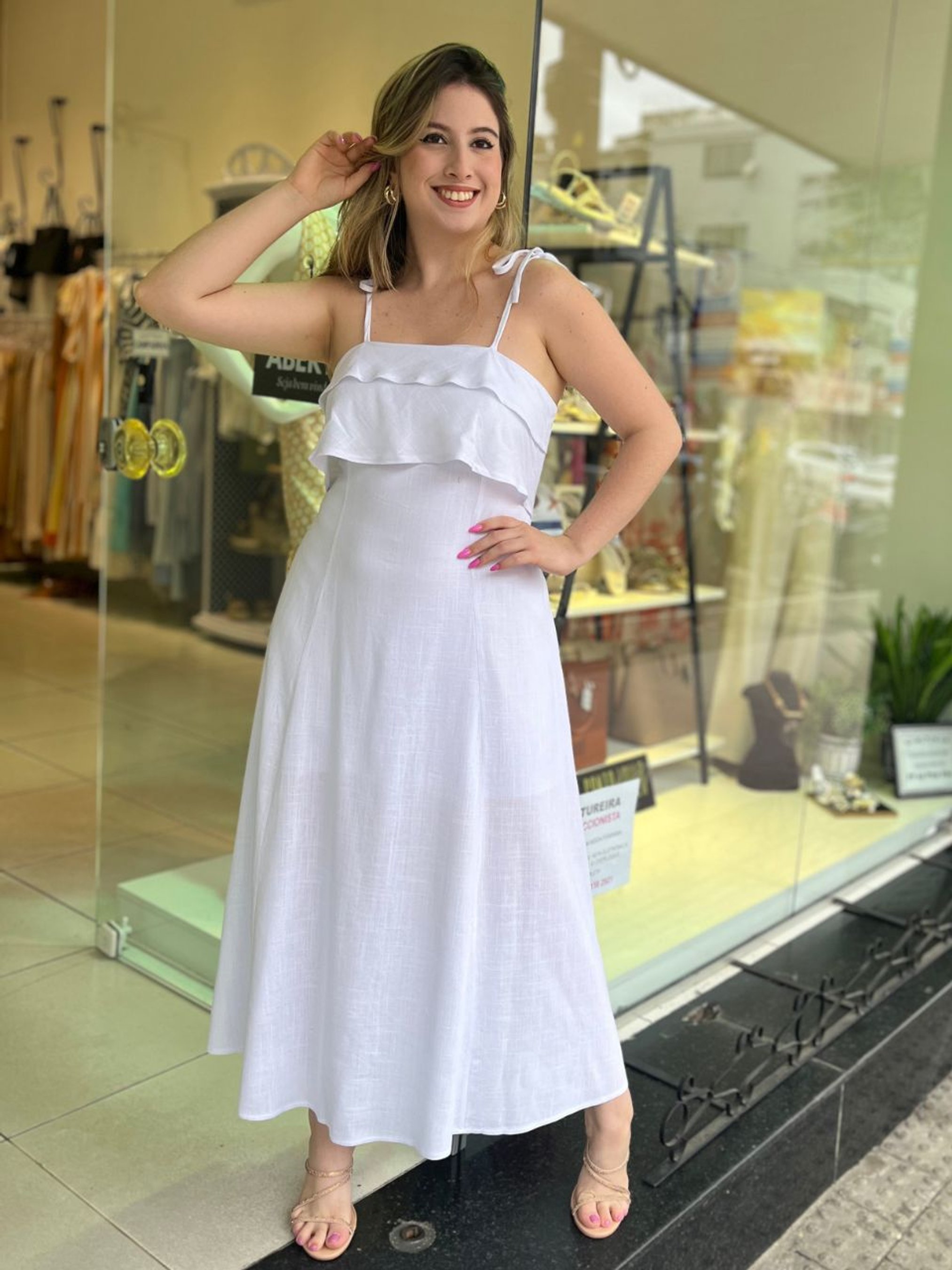 vestido midi branco para batizado