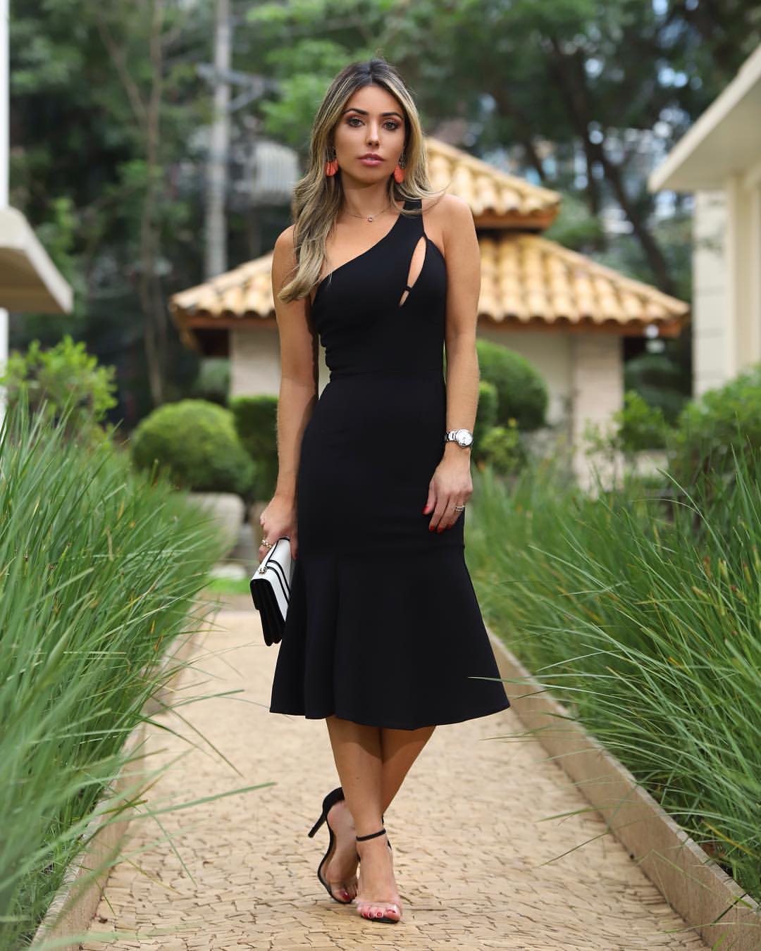 vestido midi elegante de festa