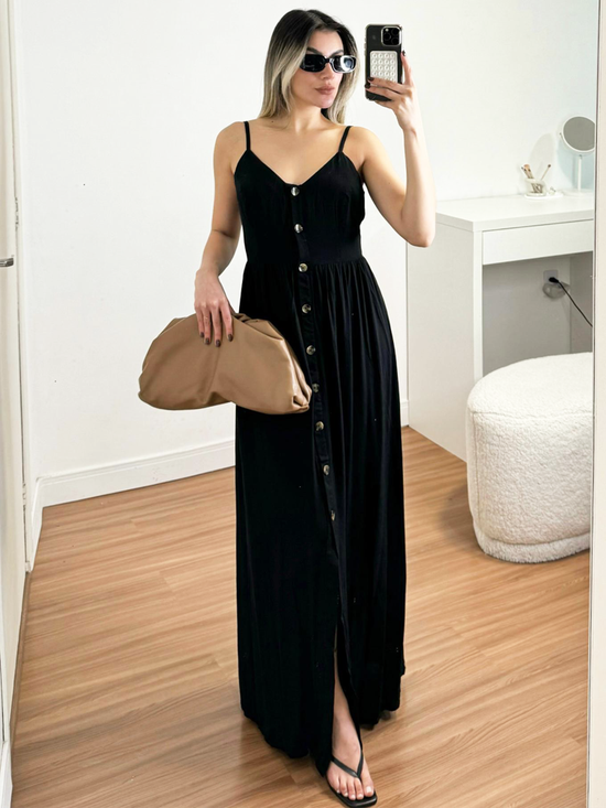 vestido preto longo minimalista