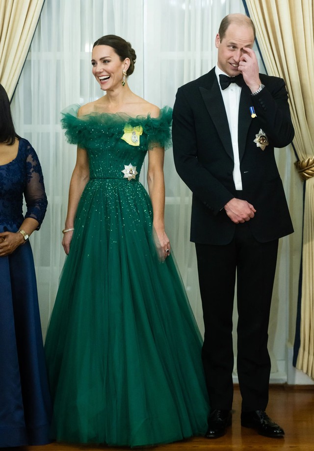 erros ao usar vestido verde como kate middleton