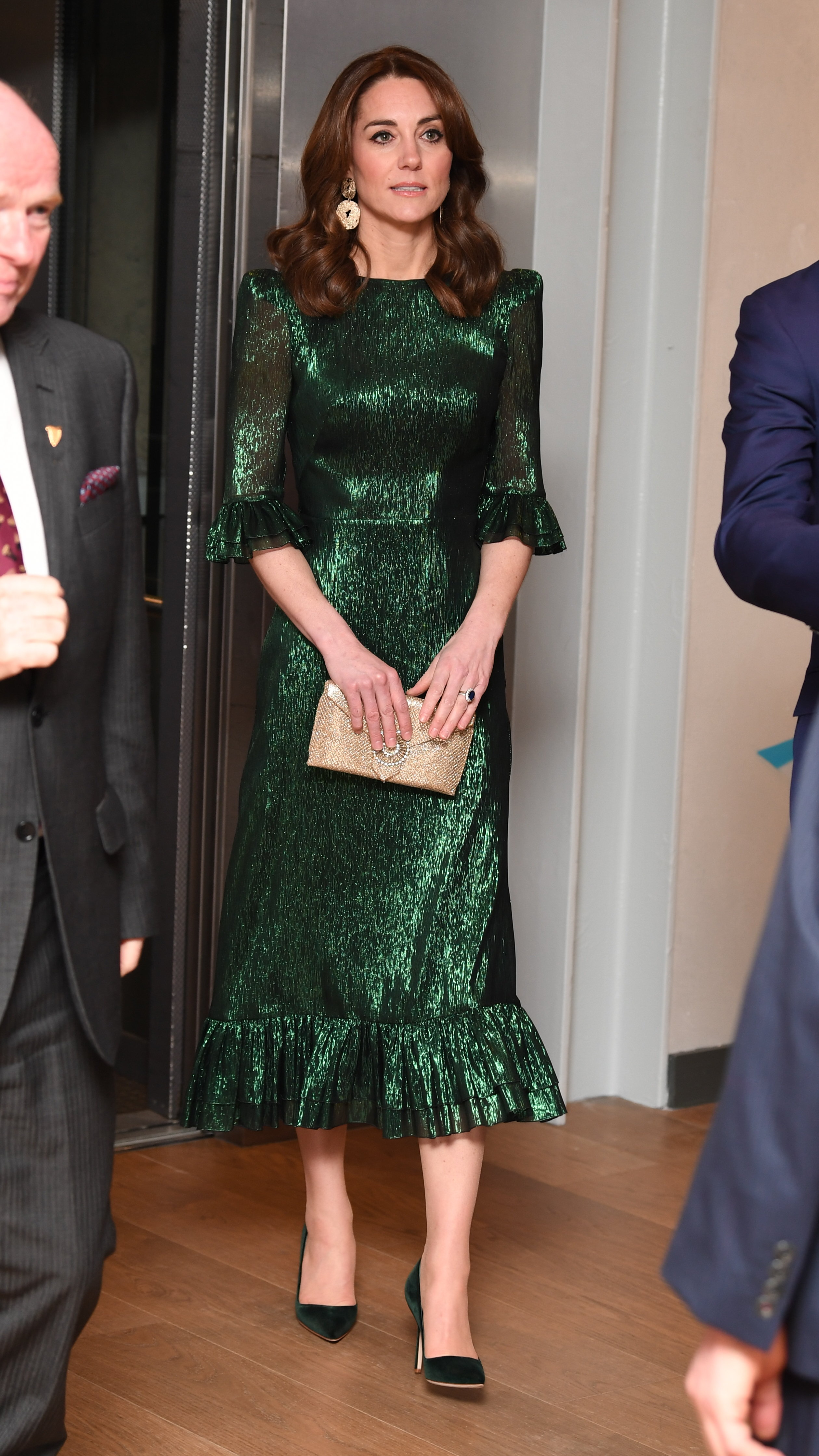 erros ao usar vestido verde como kate middleton