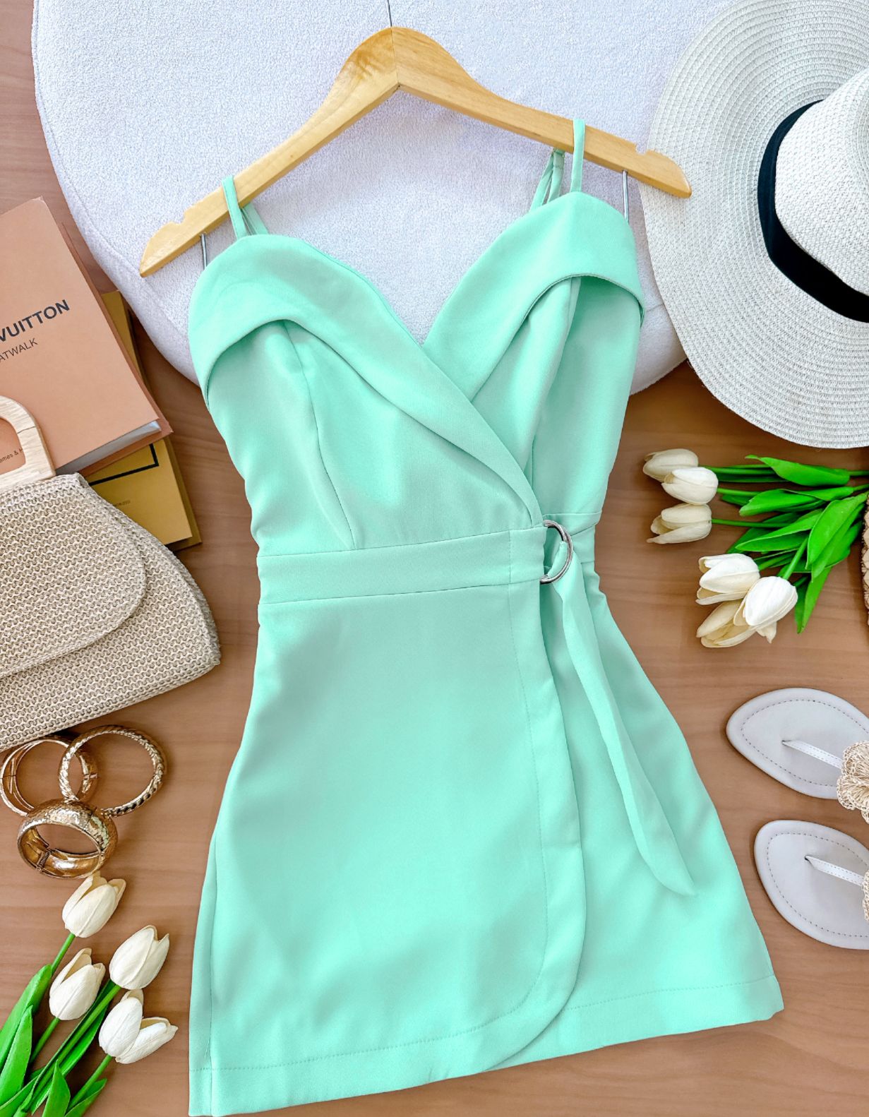 vestido verde menta curto