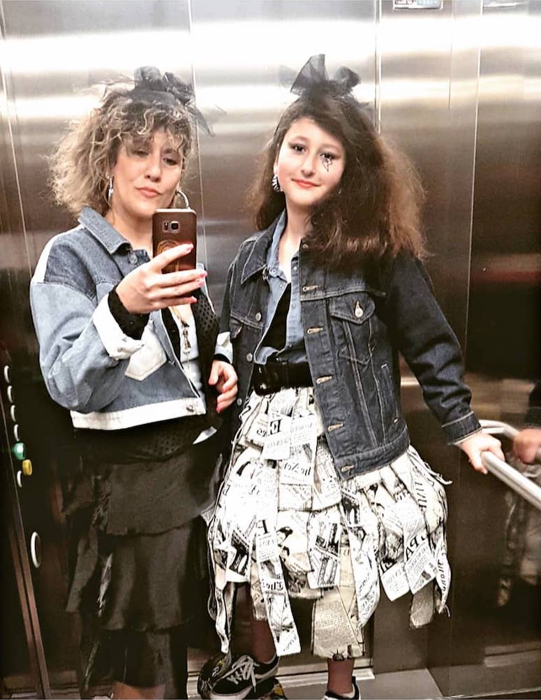 Guia completo de acessórios anos 80 para complementar seu visual