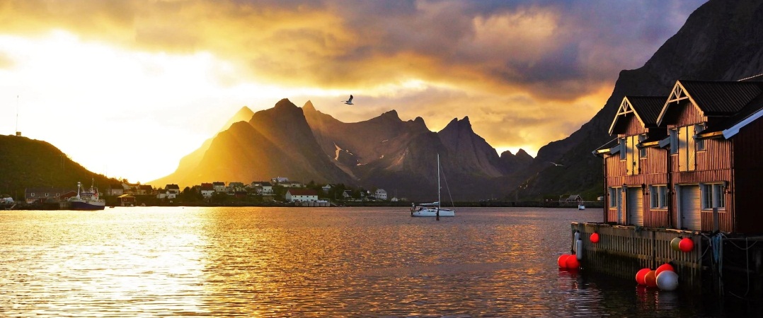 Viagem para a Noruega ver o sol da meia noite