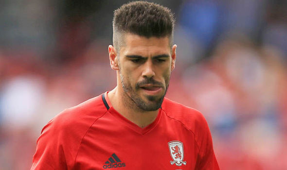 victor valdes com cabelo