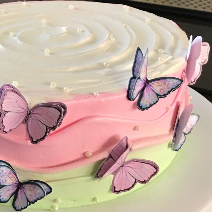 bolo chá de bebê borboletas