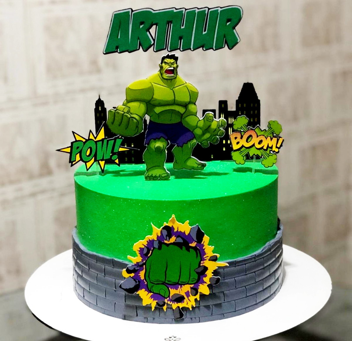 como fazer bolo do hulk 5 anos