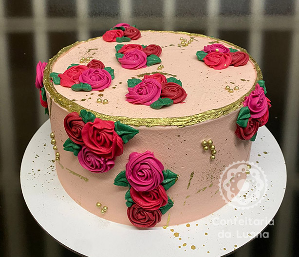 bolos de aniversário personalizados