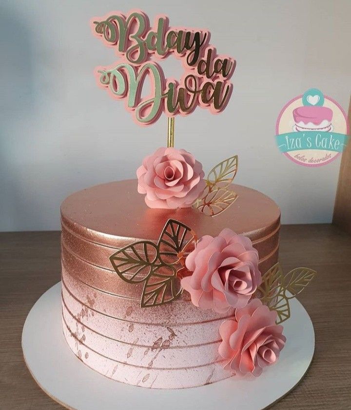 bolos de aniversário modernos