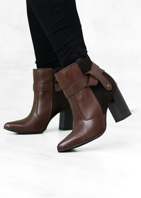 bota couro salto