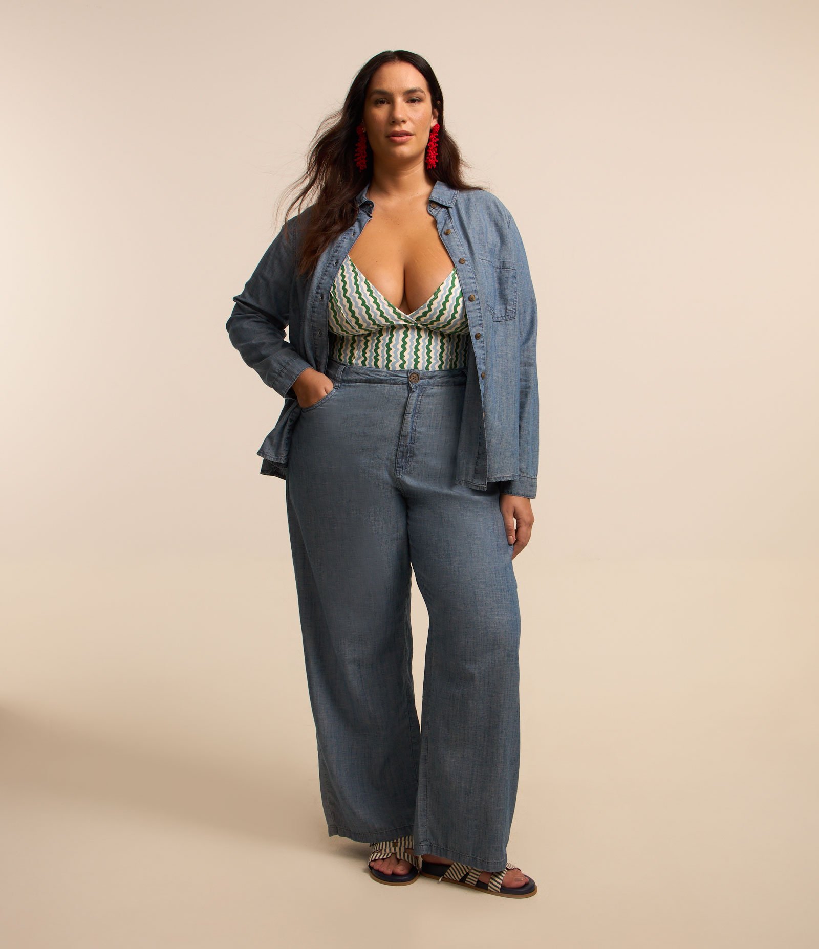 calça pantalona plus size com cinto