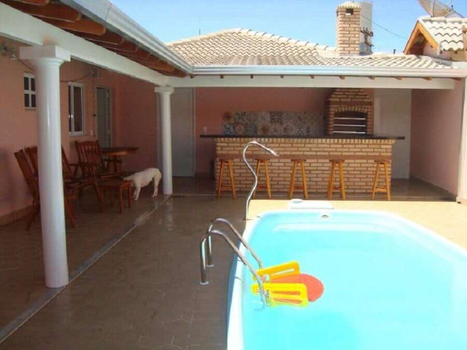 casa em L com quintal