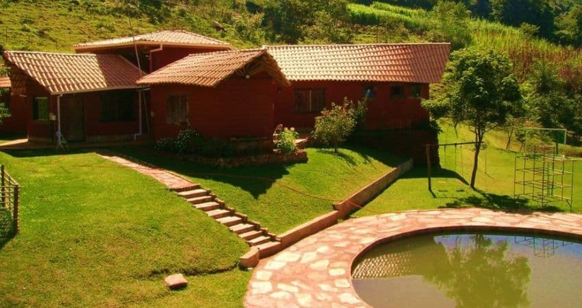 fachadas de casas de chácara simples