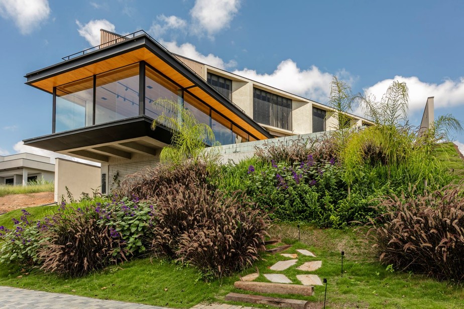 casas com vista panorâmica em aclive