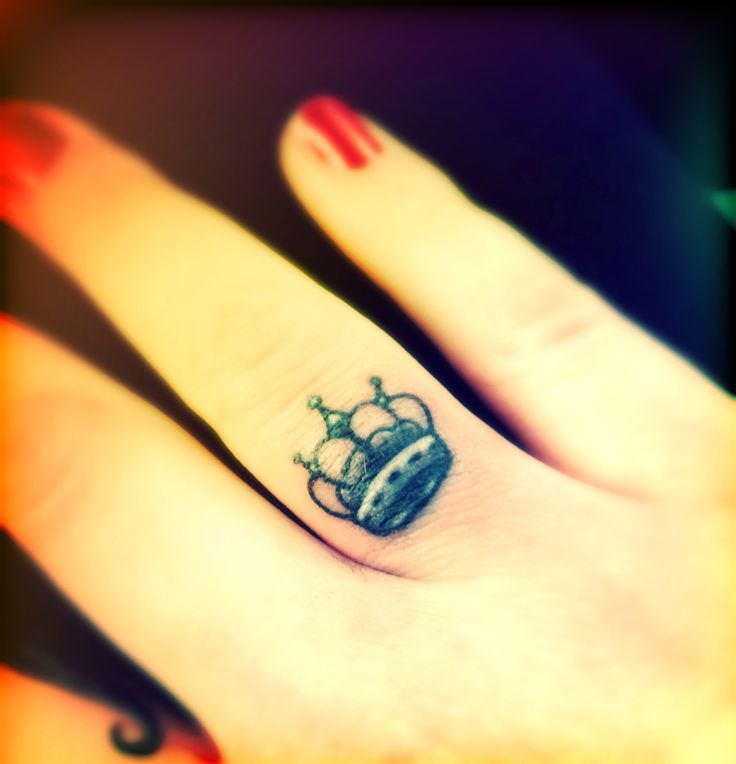 significado tatuagem coroa