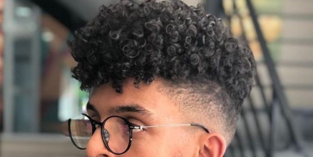 corte de cabelo masculino cacheado e ondulado