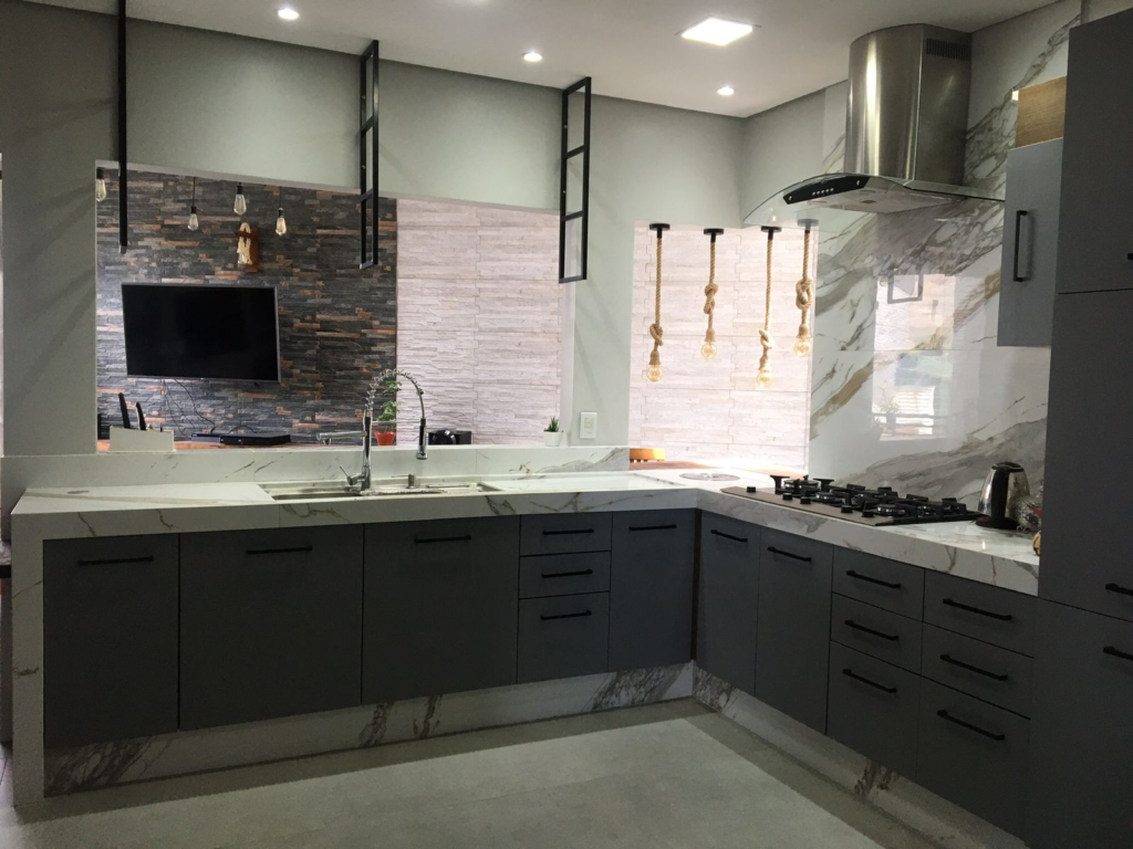cozinha moderna com mármore