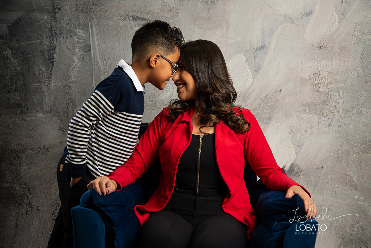ensaio mãe e filho ao ar livre