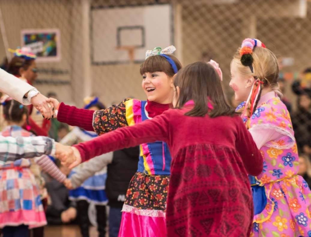 como organizar brincadeiras de festa junina