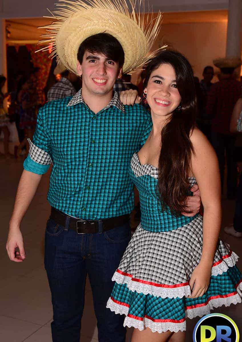 correio elegante casal