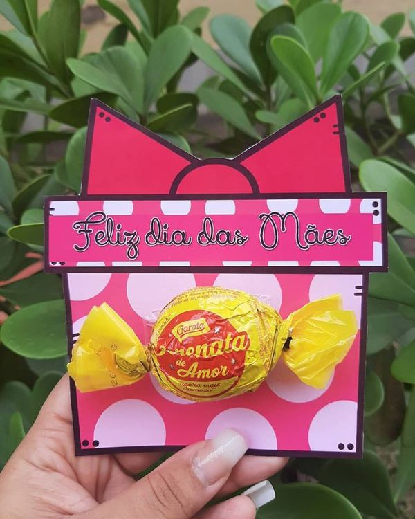 lembrancinha dia das mães personalizada bombom
