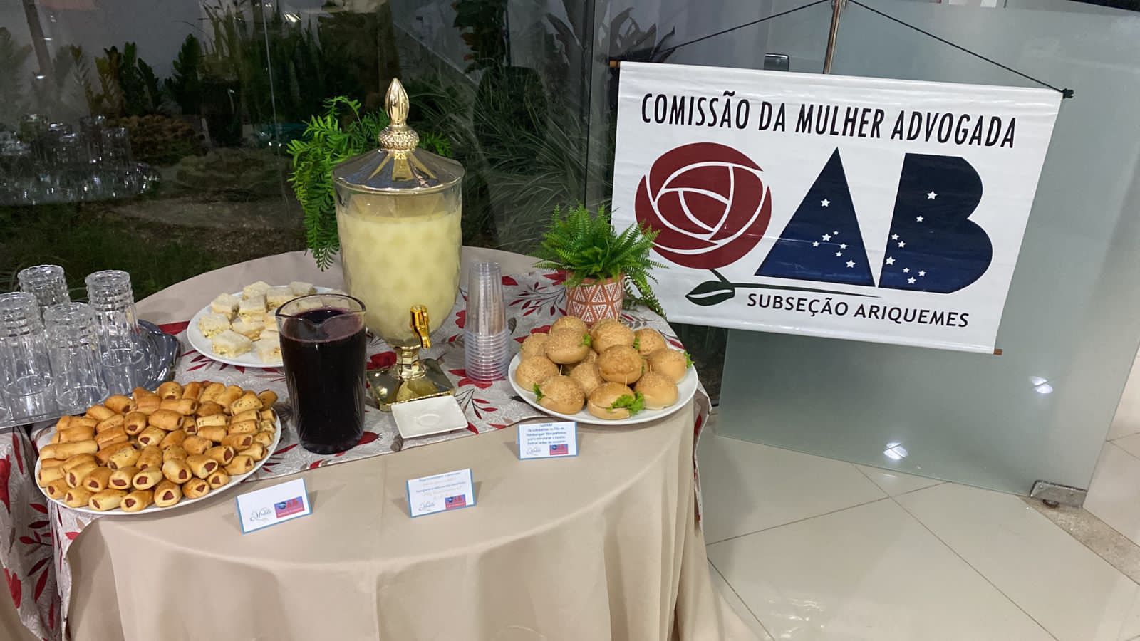 coffee break corporativo elegante