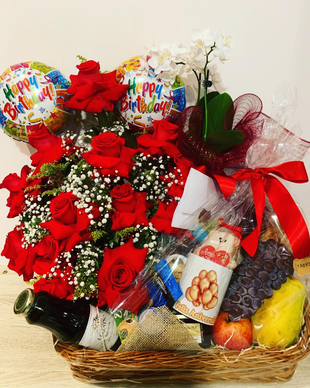 cesta de aniversário personalizada