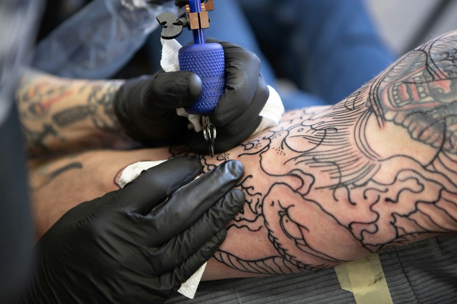 cicatrização tatuagem dieta