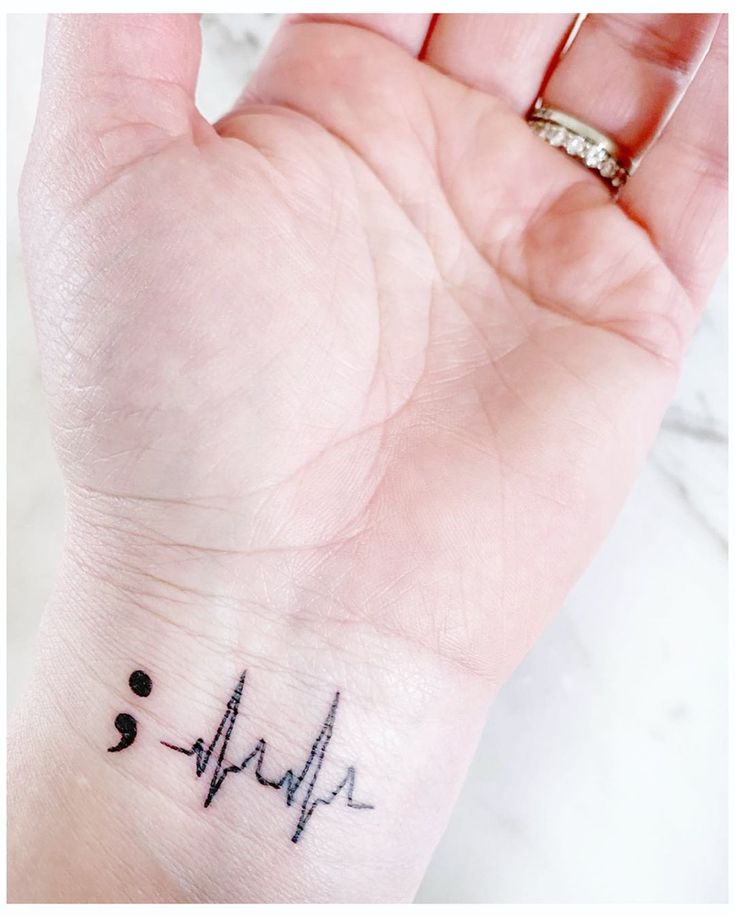 tatuagem ponto e vírgula saúde mental