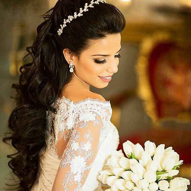 penteado noiva com tiara e cabelo solto