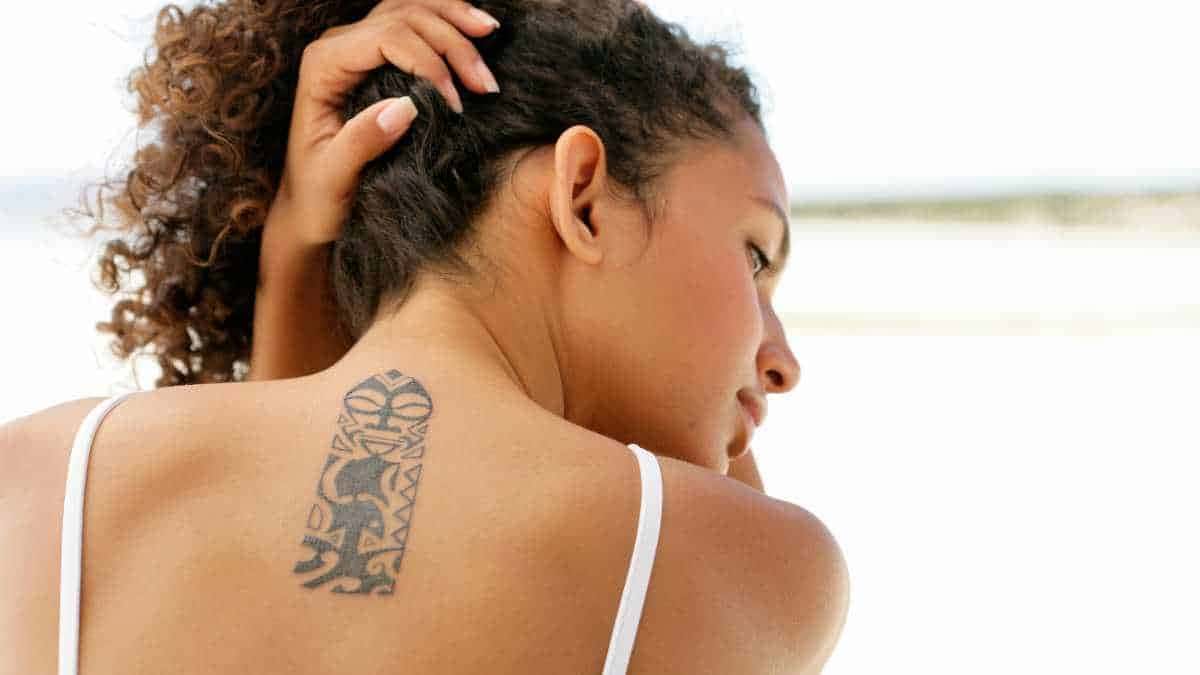 protetor solar mineral tatuagem