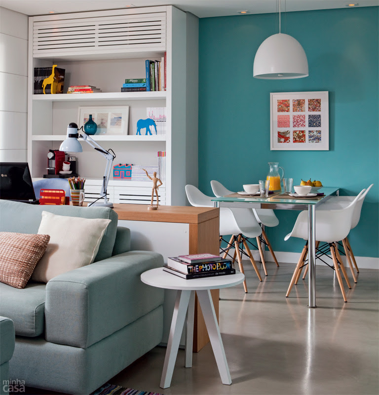 como decorar sala pequena com mesa e sofá