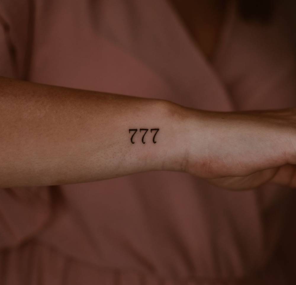 tatuagem número dos anjos 777