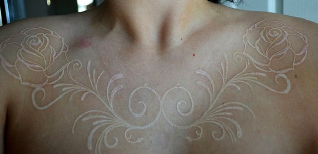 tatuagem branca cicatriz