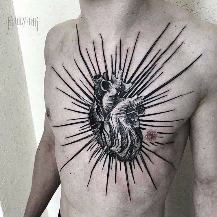 tatuagem coração geométrico