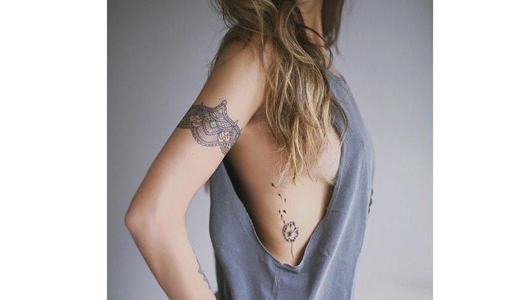 tatuagem feminina pulso bracelete