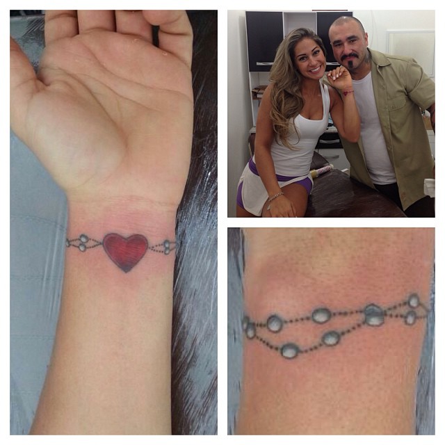 tatuagem de pulso feminina