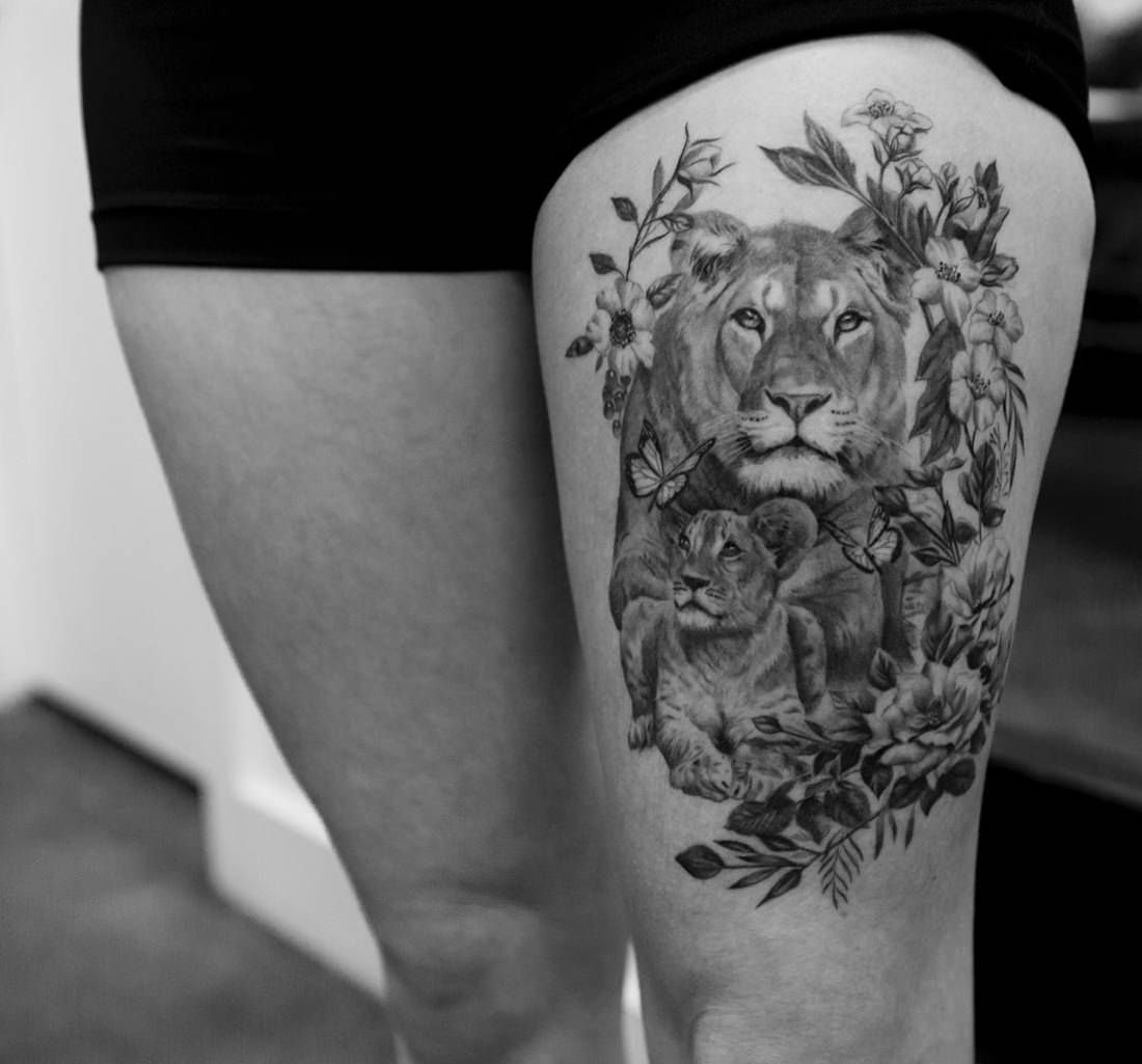 tatuagem leoa geométrico