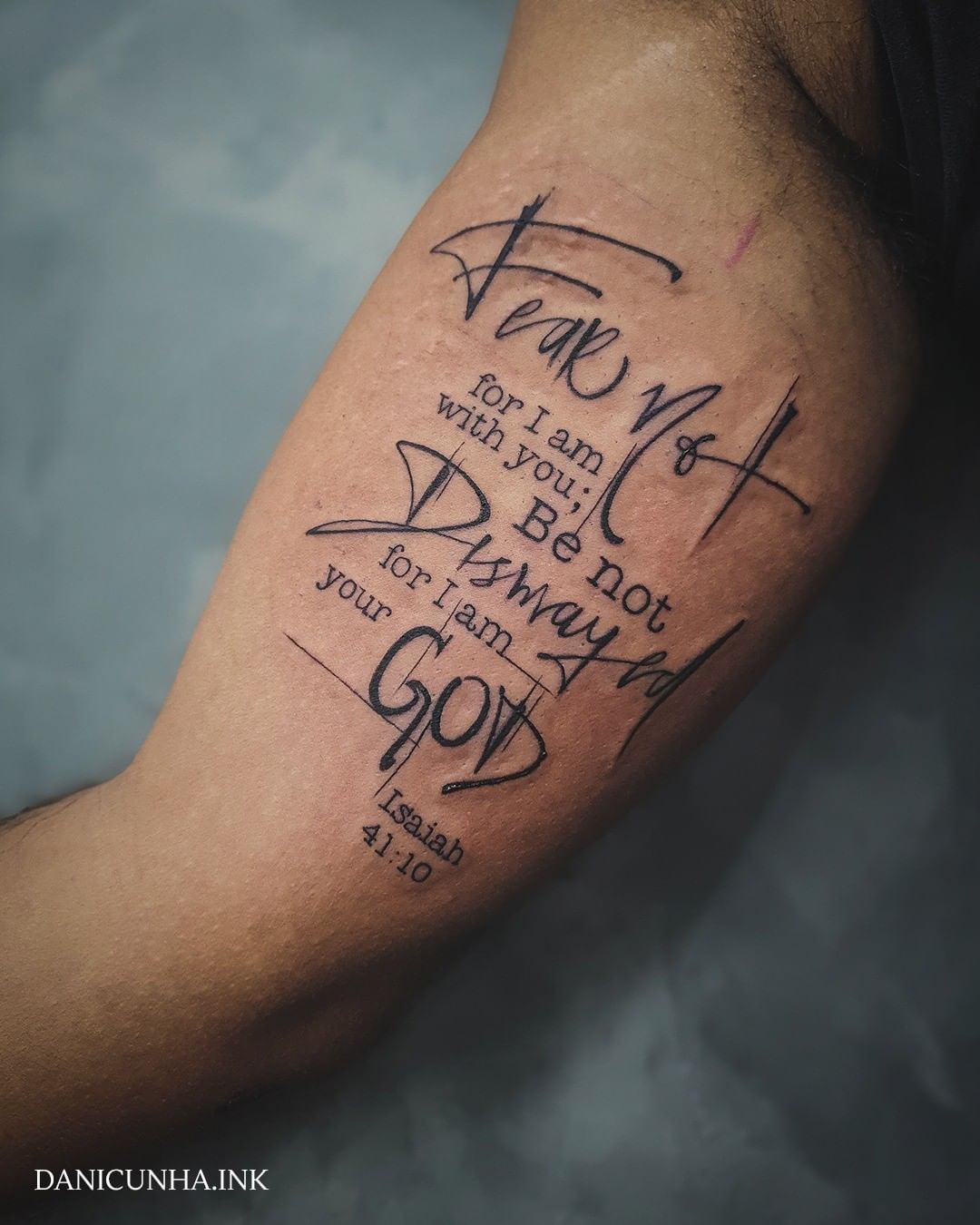 tatuagem cursiva