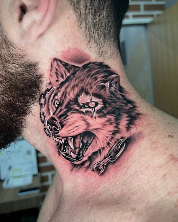 tatuagem pequena no pescoço significado