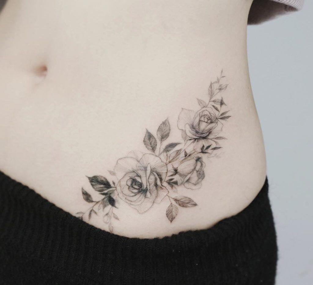 ideias de tatuagem para valorizar curvas