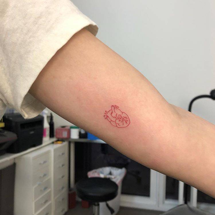 cuidados tatuagem vermelha