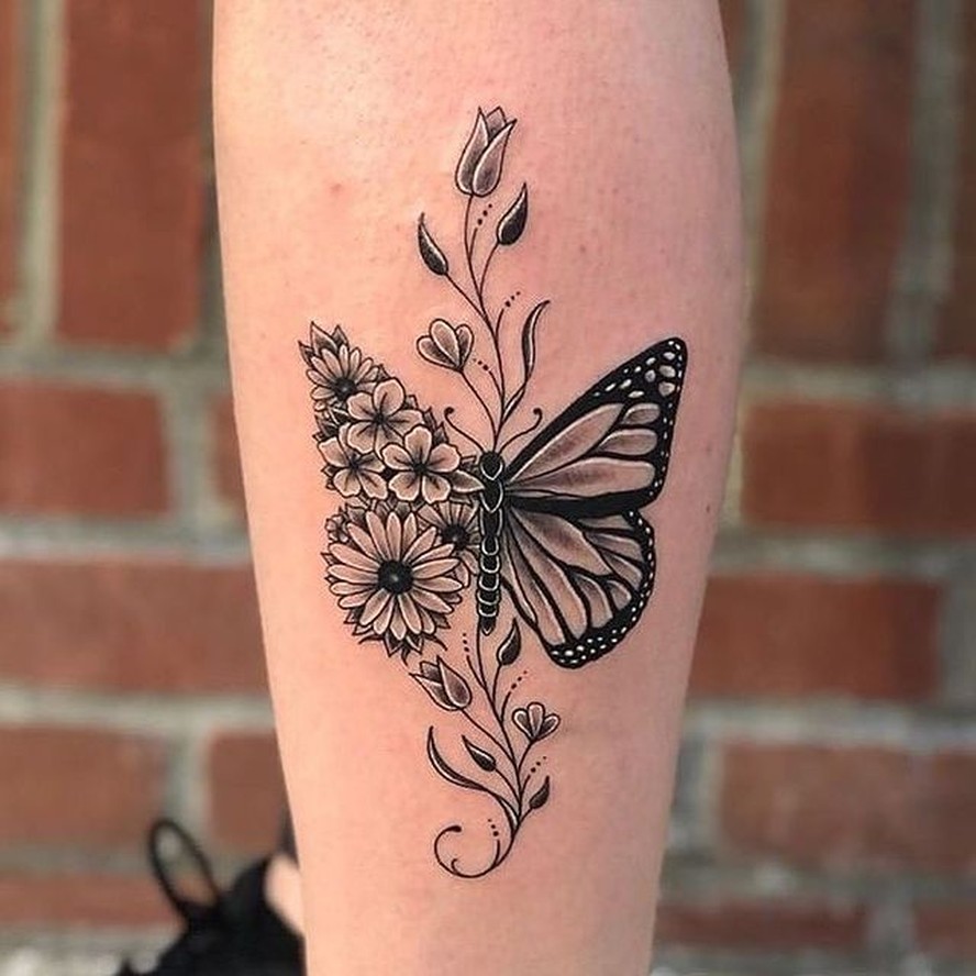tatuagem panturrilha tribal