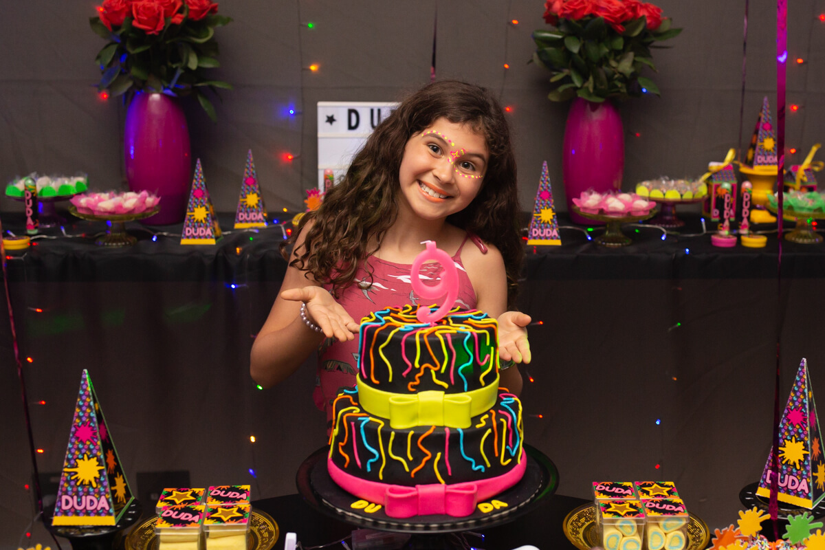 aniversário menina 9 anos moderno