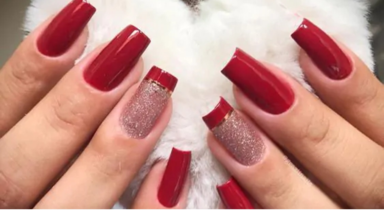 unhas vermelhas com glitter francesinha